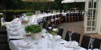 15-Diner-tafels-op-terras