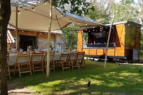 Foodtruck festival bij Outdoors Holten