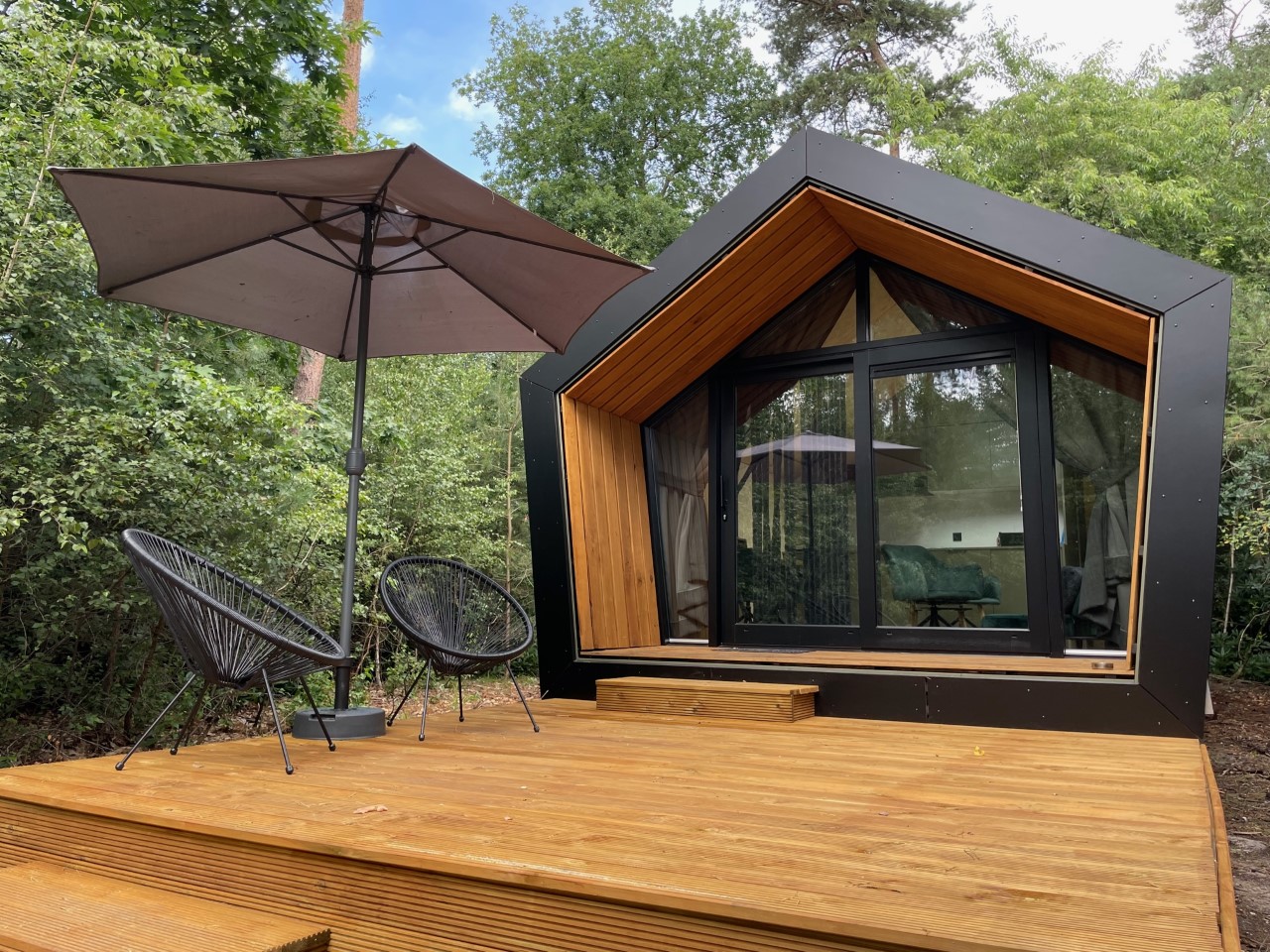 Tiny House als Suite in het Bos bij Outdoors Holten