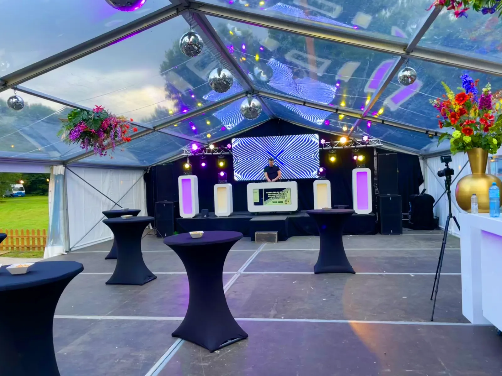 Trouwlocatie met tent in Overijssel