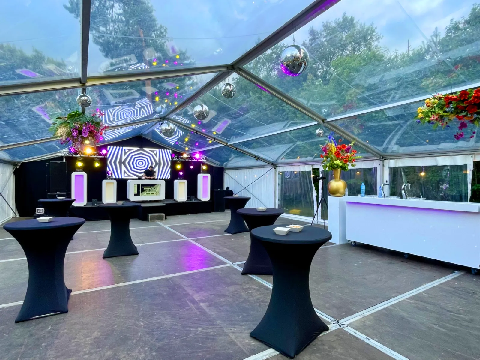Trouwlocatie met tent in Twente