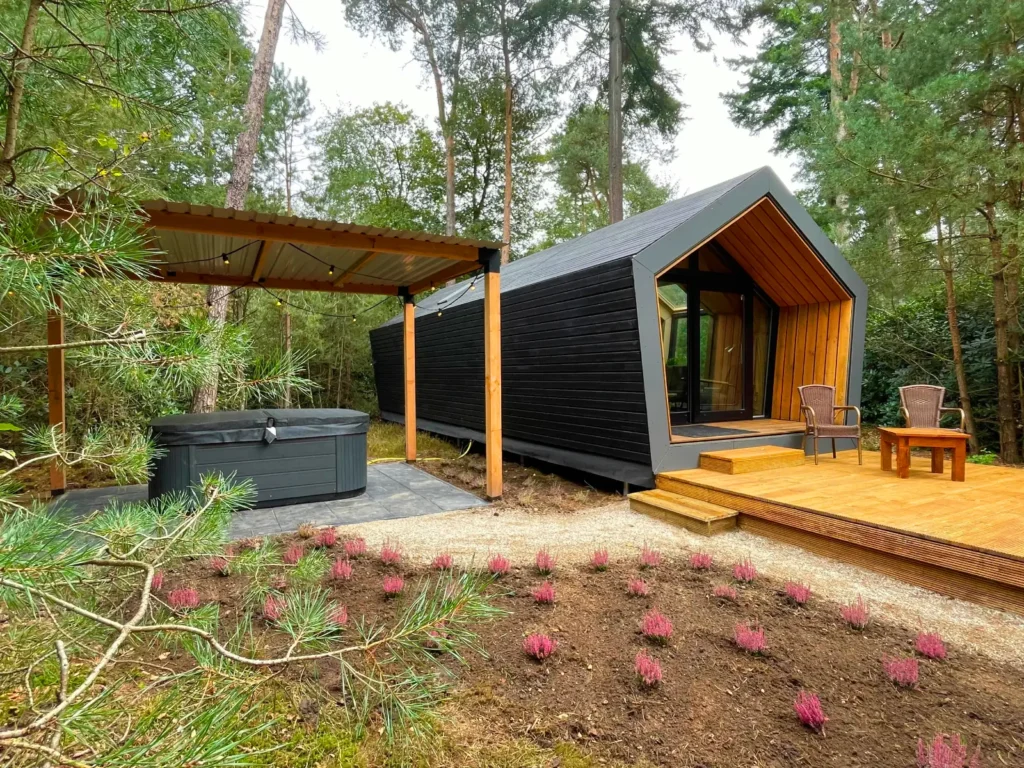 Jacuzzi op ons vakantiepaerk in Holten Vakantiehuisje met wellness / jacuzzi op vakantiepark bij de Holterberg